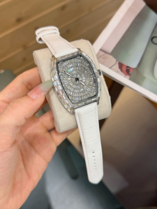 Montre de luxe pour femme, personnalisée, cadran serti de diamants, bracelet en cuir véritable, mouvement à quartz - Product Image 3