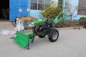 <span class=keywords><strong>Mini</strong></span> <span class=keywords><strong>tractor</strong></span> pequeño con <span class=keywords><strong>pala</strong></span> de nieve, hecho en China - Product Image 2