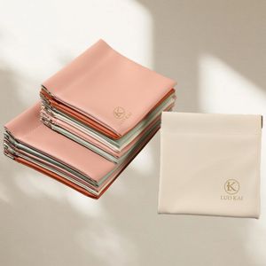 Vente en gros de luxe personnalisé PU cuir Shrapnel stockage organisateur sac pas de fermeture à glissière auto-fermeture portable pour bijoux et cosmétiques - Product Image 6