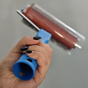 Professional Durable Stainless Steel <strong>Spikes</strong> <strong>Roller</strong> for Effective Bubble Removal and Smooth Surface Finishing - Product Image 4