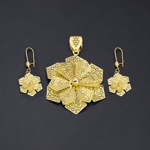 JXX Jewelry Multi Style Fashion Bridal Wedding Dubai 24K Plated <b>Gold</b> Big Pendant Necklace and <b>Earrings</b> Jewelry <b>Set</b> - Product Image 5