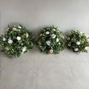 Nova Chegada: Arranjo Floral Artificial de Rosas Brancas e Verdes em Bola para Decoração de Centro de Mesa de Casamento - Product Image 3