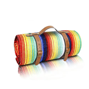 LLOYDBERG Tapete de Playa Acolchado, Tapete de Picnic Plegable Personalizado de Tres Capas, <span class=keywords><strong>Manta</strong></span> de Picnic Impermeable Personalizada con Correa de Cuero - Product Image 1