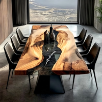 Table à manger rectangulaire en bois de noyer massif, bord naturel, époxy noir et sable doré, style moderne et luxueux, pour villa et maison