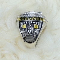 Bague de championnat de football fantaisie de la ligue FFL 2024 avec 2 casques dorés