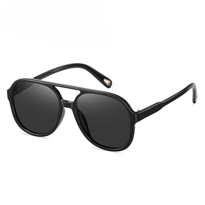 Lunettes de soleil unisexes TR90 à monture large avec verres polarisés, protection UV, couleur verte, modèle Tac, vente en gros - Product Image 6