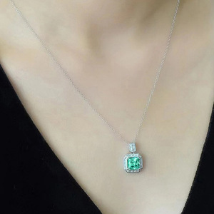 Collana con Ciondolo a Catena Geometrica Classica per Donne, Gioiello Elegante in Lega di Rame per Serate alla Moda - Product Image 3