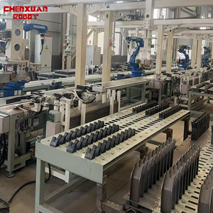 Premier fabricant chinois pour la conception de lignes de production de soudage de supports de rouleaux de convoyeur de grande taille avec robot portique - Product Image 2
