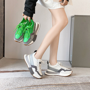Nouvelles Chaussures Décontractées à Semelle Épaisse Été 2026 - Version Coréenne Tendance et Polyvalente pour Femmes - Product Image 2