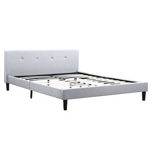 Современная итальянская двуспальная деревянная кровать с матрасом - Product Image 2