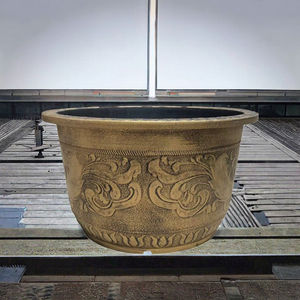 Elegante Macetero Alto de Metal con Acabado en Latón para Decoración Interior y Exterior del Hogar, Arreglos Florales, Macetas Modernas en Oferta - Product Image 3