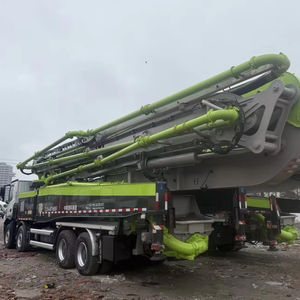 Camión Bomba de Concreto Zoomlion Sitrak 2021, Chasis de 3 Ejes, Diésel, 60m de Alcance Vertical Máximo, Nuevo, en Shanghái - Product Image 1