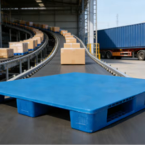 Paleta Europea <span class=keywords><strong>de</strong></span> Plástico Moldeado por Soplado Midwell <span class=keywords><strong>de</strong></span> 9 Pies, Apilable, <span class=keywords><strong>de</strong></span> Una Sola Cara, Entrada <span class=keywords><strong>de</strong></span> 4 Vías, Carga Dinámica <span class=keywords><strong>de</strong></span> 1.0t, Alta Resistencia, Ahorro <span class=keywords><strong>de</strong></span> Espacio - Product Image 1