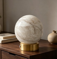 Lampe de table sphérique en marbre avec base cylindrique en laiton brossé, abat-jour en forme de champignon, commande tactile, veilleuse à intensité variable pour chambre et hôtel
