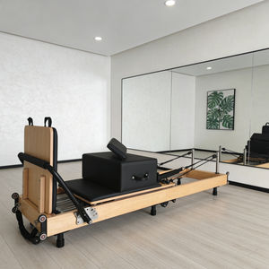 Reformer de Pilates Clásico Blanco y Negro de Madera de Roble con Cuerpo de Acero Plegable para Uso Doméstico y Estudio de Pilates Profesional - Product Image 3