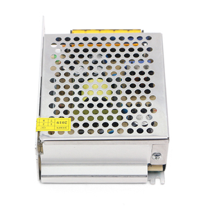 อะแดปเตอร์แปลงไฟ CCTV ใน<span class=keywords><strong>5A</strong></span> <span class=keywords><strong>12V</strong></span> <span class=keywords><strong>AC</strong></span> ถึง DC เอาท์พุตแหล่งจ่ายไฟควบคุมสำหรับระบบกล้องวงจรปิดมืออาชีพ - Product Image 3