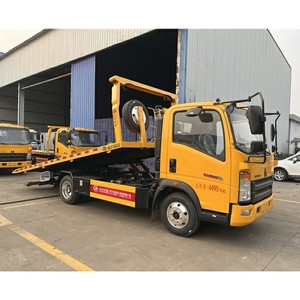 Sinotruk HOWO 4X2 3 Tons 4Ton Slide <b>Flatbed</b> Tow <b>Truck</b> Road Wrecker <b>Truck</b> - Product Image 1