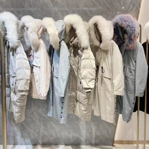 Automne hiver longue doudoune <span class=keywords><strong>chaude</strong></span> femmes moelleux Parka lâche canard bouffant manteau 2025 véritable col <span class=keywords><strong>de</strong></span> fourrure <span class=keywords><strong>de</strong></span> renard 90% - Product Image 3
