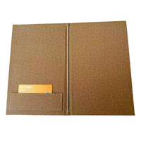 Buku Menu Restoran A4 A5 Kustom  Sampul Kulit Asli  Kantong Logo Emas Timbul Daftar Minuman yang Dapat Digunakan Kembali untuk Hotel Bar Kafe