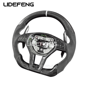 Volante de fibra de carbono de alta calidad para Mercedes <span class=keywords><strong>Amg</strong></span> C63 W204 Cla45 A45 C117 Cls <span class=keywords><strong>63</strong></span> <span class=keywords><strong>Glk</strong></span> Clac218 E63 C63 <span class=keywords><strong>Amg</strong></span> W211 W212 W213 - Product Image 2