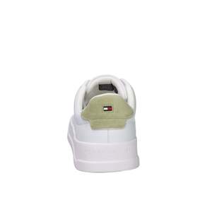 รองเท้าผ้าใบผู้ชาย Tommy รุ่น Court สีขาวเขียว ส้นสูง 3.5 ซม. แบบผูกเชือก เพิ่มความสูง ทันสมัย - Product Image 3