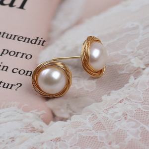 नई शैली फैशन डिजाइन 7.5-8mm बटन आकार मोती गहने महिलाओं स्टड कान की बाली - Product Image 6