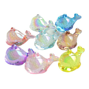 Pendentif baleine en acrylique rouge vif 2,3 cm x 3,2 cm, couleur AB effet bulle, dessin animé mignon, accessoire de bijoux pour porte-clés DIY - Product Image 5