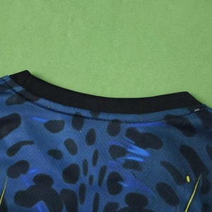 Camiseta <span class=keywords><strong>de</strong></span> Fútbol <span class=keywords><strong>de</strong></span> Brasil Edición Fanática 2026 <span class=keywords><strong>Elite</strong></span> Release, Diseño Azul, Personalizable con ID, Patriota, Uniforme <span class=keywords><strong>de</strong></span> Fútbol - Product Image 2