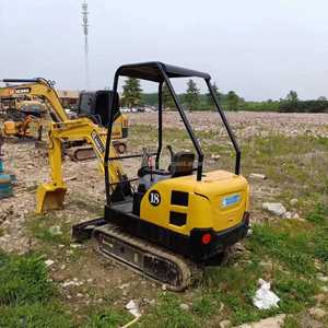 Miniexcavadora Usada Komatsu PC18 Modelo 2022 con Capacidad de Cazo de 0.13M en Venta - Product Image 5