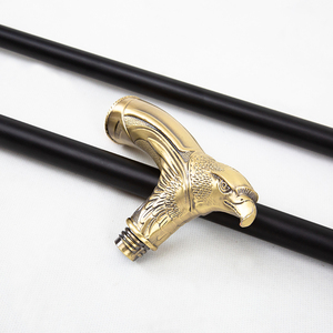 Canne de luxe en laiton avec tête d'aigle dorée, manche en métal, design décoratif sculpté, embout en caoutchouc antidérapant - Product Image 6