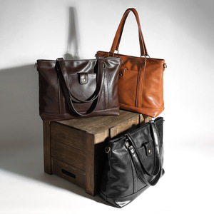 Sac fourre-tout en cuir PU grand format pour femme, style rétro européen et américain, fermeture ouverte, classique et indépendant - Product Image 2