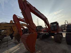 Excavatrice Doosan DH225 d'occasion en bon état, 22 tonnes, rapport d'inspection complet disponible, stock limité, prêt à être expédié - Product Image 2