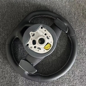 พวงมาลัยหนังแท้แบบเจาะรูครึ่งหนึ่งสีดำรุ่น Custom Racing <span class=keywords><strong>S</strong></span> <span class=keywords><strong>Line</strong></span> สำหรับ A3 8V A4 A6 C7 B8 B9 RS3 S3 S5 <span class=keywords><strong>Q3</strong></span> SQ5 Q8 - Product Image 6