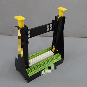 63021 - Elektronik / Ausgangskarten-Halterung Rack <span class=keywords><strong>2</strong></span> Gebraucht Neu Original Sofort Lieferbar Industrielle Automatisierung PAC Dedizierter SPS-Programmierer - Product Image 1