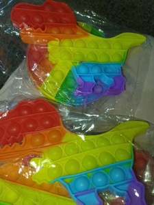 Offre Spéciale Stock arc-en-ciel pousser jeu de bulles dinosaure sensoriel <span class=keywords><strong>Pop</strong></span> soulager sensoriel Fidget jouets pour enfants - Product Image 4