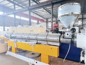 Ligne de production de plaques de membrane imperméable en PE TPO EVA PVC de 2000 mm de large ZSHC2300 - Product Image 4