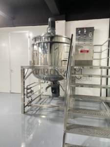 1トン工業用混合ホモジナイザー機械リアクターミックスケトルヘアオイル製造設備ダブルジャケット混合タンク - Product Image 2