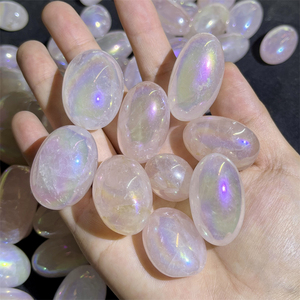 Vente en gros de pierres roulées en quartz rose Aura Angel, petites pierres roulées pour la guérison, en vente - Product Image 2