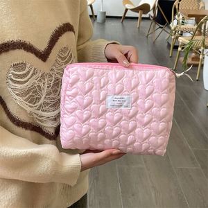 Sac de rangement pour cosmétiques de haute qualité, motif cœur, écologique, sac de voyage pour cosmétiques, pochette de maquillage en coton matelassé en forme de cœur - Product Image 2