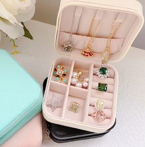 Caja de Almacenamiento de Joyas Portátil con Cierre, Organizador de Maquillaje de Cuero Cuadrado con Espejo para Viajes, Exhibición de Pulseras, Anillos y Joyas - Product Image 3