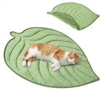 Tapis rafraîchissant pour chien en forme de feuille, réversible, toutes saisons, couverture unie en nylon et polyester Qmax, polaire douce et chaude, lavable à la main, pour chats et petits chiens