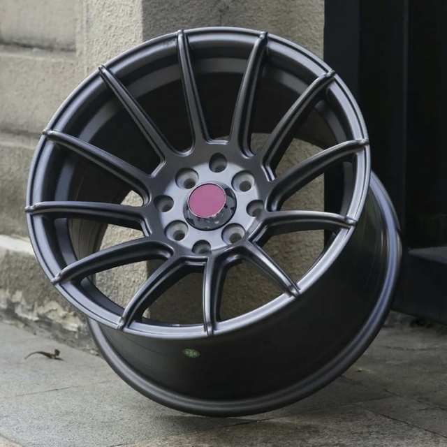 New Design 15x8.25 4x100 4x114.3 Et20 Cb73.1 Hot Selling Alloy Wheels Concave Rims