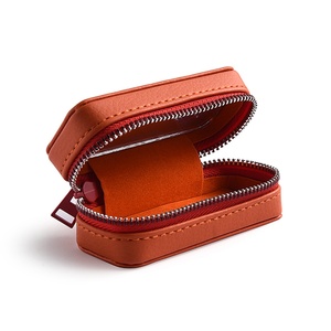 Sac de maquillage personnalisé avec fermeture éclair pour cosmétiques, articles de toilette et beauté, idéal pour la salle de bain, avec logo sur mesure - Product Image 2