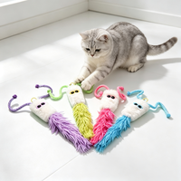 Accessoire de jouet pour chat en peluche coloré, boule de poils élastique, ornement durable pour animaux de compagnie disponible
