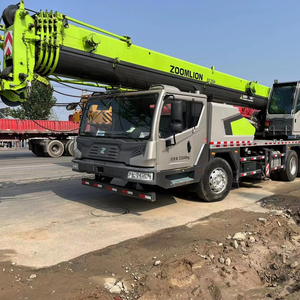 Grúa Todoterreno Zoomlion de 25 Toneladas en Buen Estado, Equipada con Motor Weichai para Operaciones de Construcción - Product Image 1