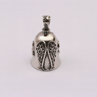 Pendentif porte-bonheur Gremlin Bell pour voiture et moto, avec ailes de plumes de squelette, ange, porte-clés, artisanat en métal, collier