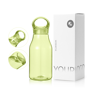 Botella de agua de plástico transparente con logotipo de color personalizado, botellas de bebida Tritan Sk transparentes de 500ml con tapa con asa sin Bpa - Product Image 1