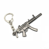 Porte-clés en métal miniature en forme de pistolet, modèle de couteau, vente en gros du fabricant, porte-clés personnalisé en métal en forme de pistolet
