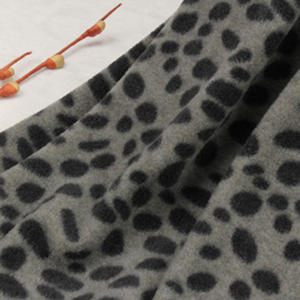 Nuevo producto Anti-pilling Black Dot Impreso Barato a granel 100% Poliéster Tejido de manta de lana polar de punto - Product Image 5