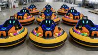 Voiture tamponneuse gonflable LED avec télécommande : 360 °   Soinseignement sportif ludique pour enfants et adultes dans les salles de sport